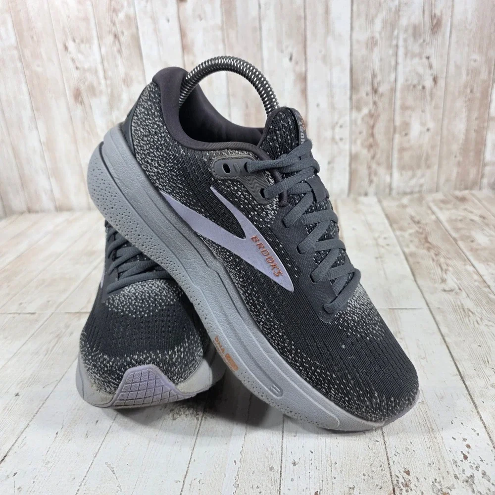 Brooks Ghost Max 2 Womens 7.5 Wide Black Grey Running Shoes 1204201D005